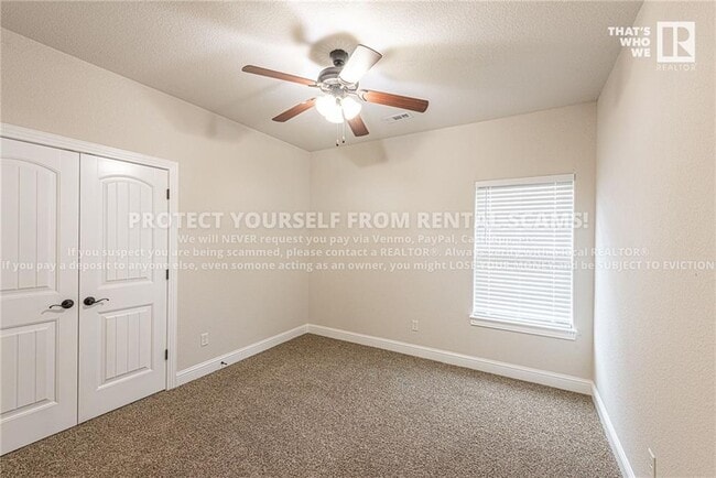 Building Photo - 3834 E Zion Rd