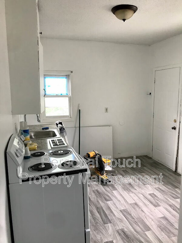 Building Photo - 1119 3rd Ave N