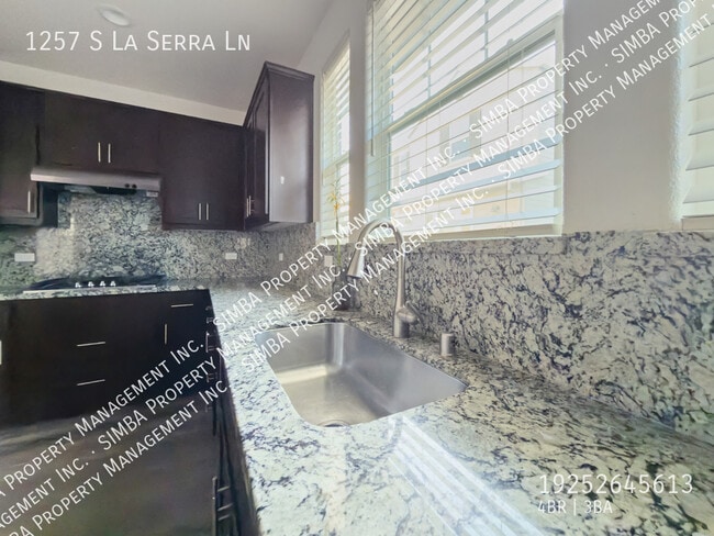 Building Photo - 1257 La Sera Ln