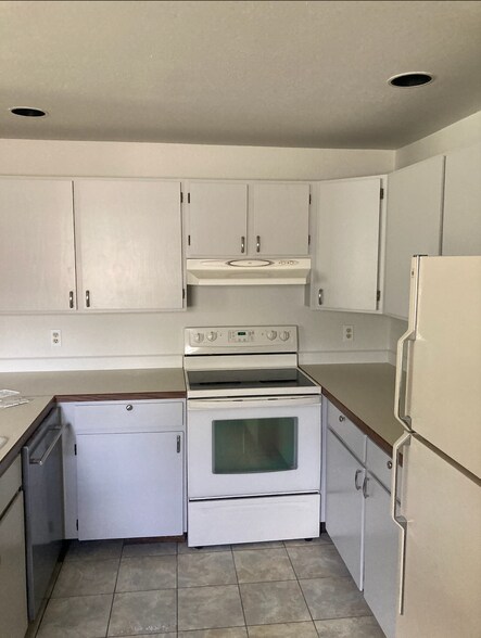 Building Photo - 2505 Cisar Ct