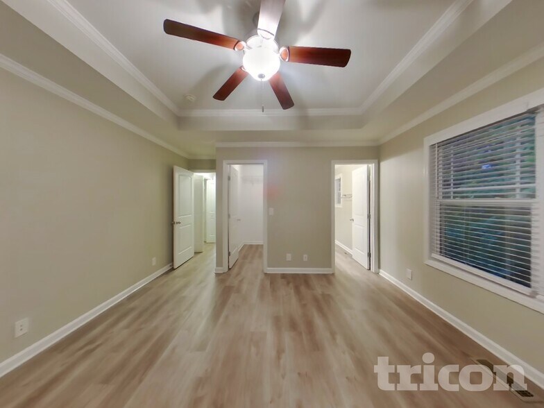 Building Photo - 315 David Dr