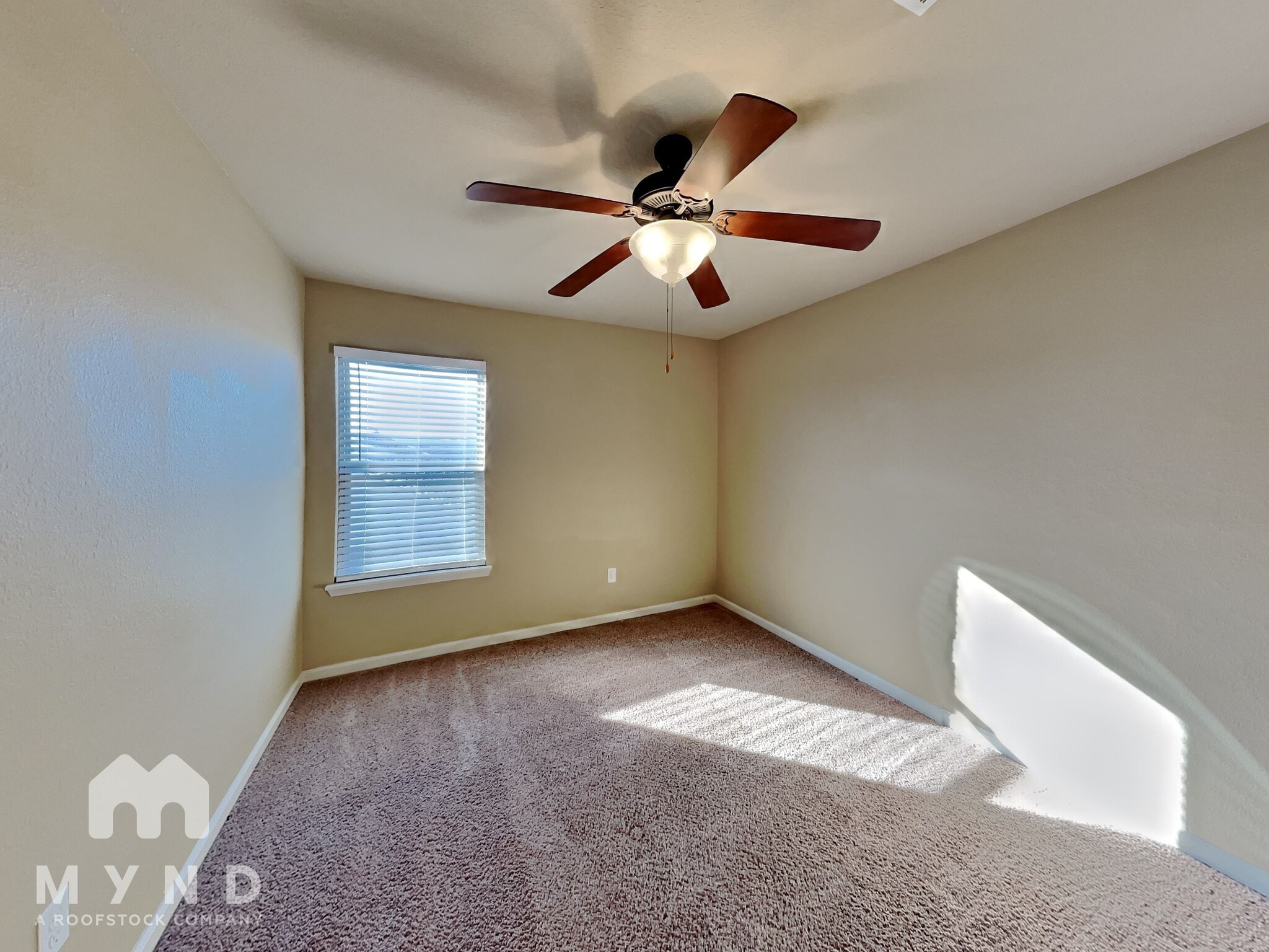 Building Photo - 3 Dunwood Dr