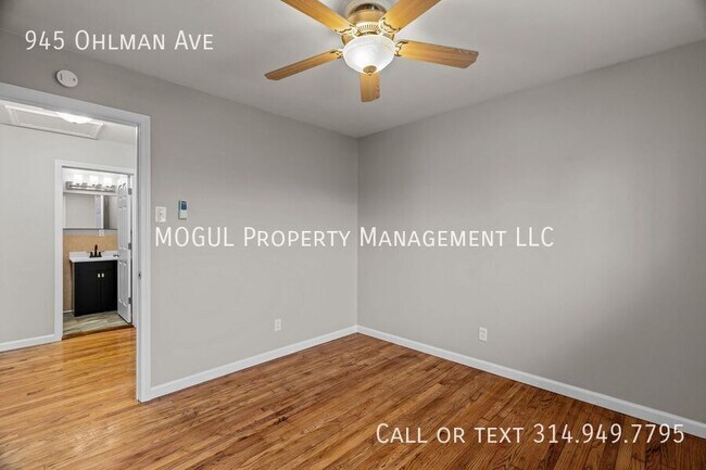 Building Photo - 945 Ohlman Ave
