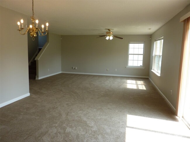 Building Photo - 8841 Laurel Run Dr