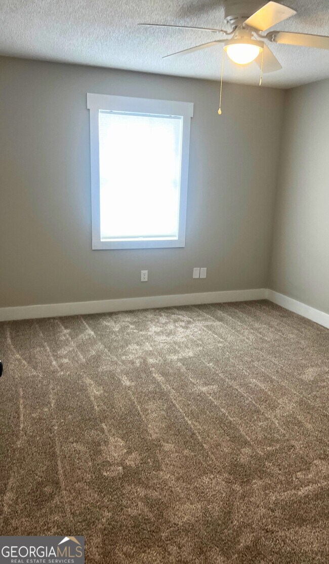 Building Photo - 124 Wolfbay Cir