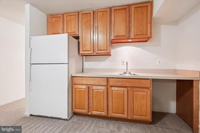 Building Photo - 502 Lawson Way