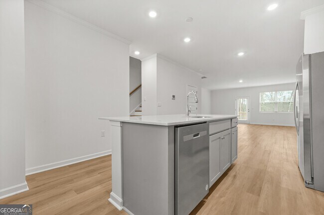 Building Photo - 1309 Lakota Pl