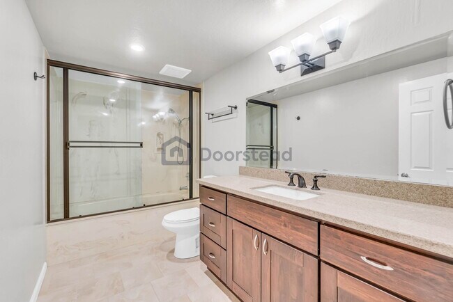 Building Photo - 30 Pony Ct