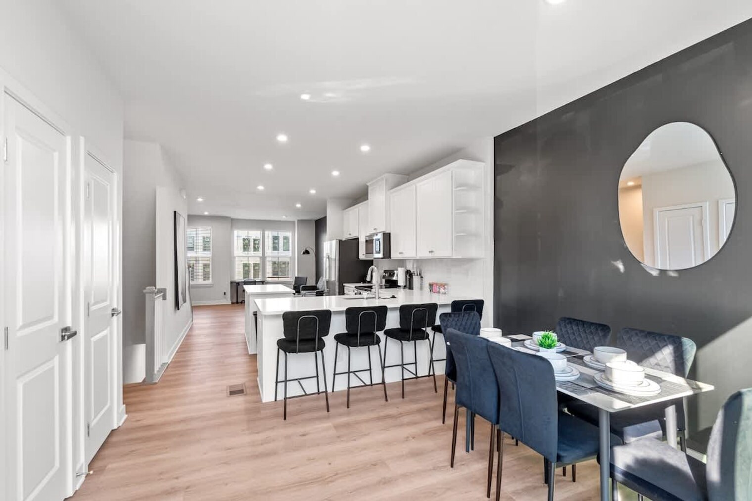 Building Photo - 3131 Coquina Ln