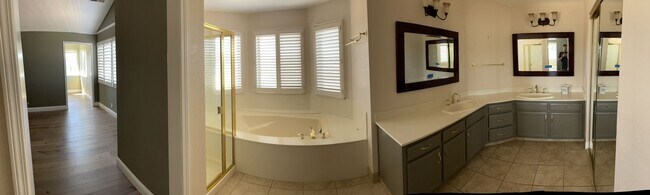Building Photo - $6,950 - Canyon Lakes Luxury 4BR – Designer Upgrades, Wine Bar & Best Views in San Ramon