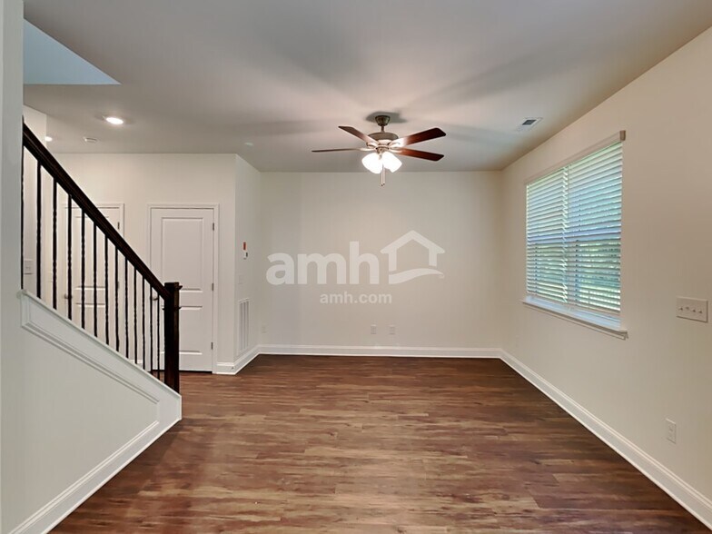 Building Photo - 1310 Bethany Dallas Dr