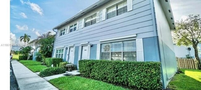 Building Photo - 1825 SW 81st Terrace