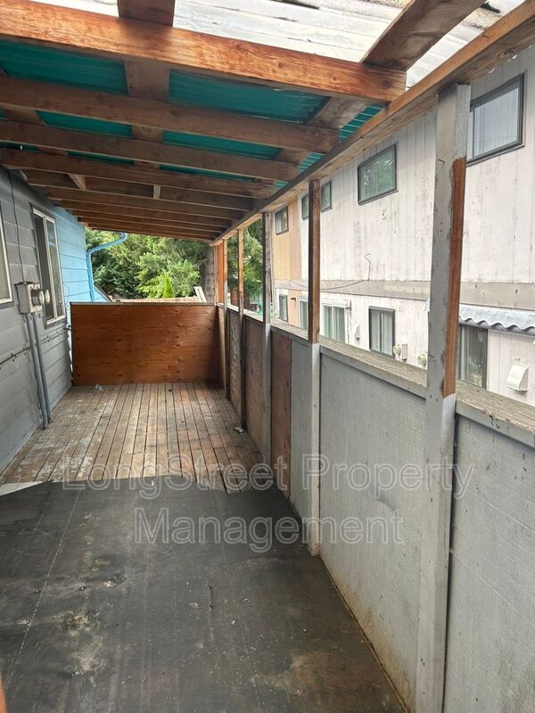 Building Photo - 14157 SW Allen Blvd