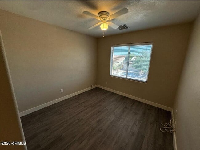 Building Photo - 1470 W Armstrong Way