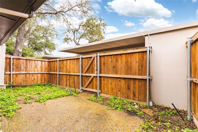 Building Photo - 9142 Emberglow Ln