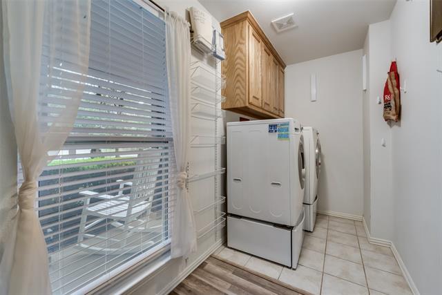 Building Photo - 106 S 3rd Ave