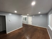 Building Photo - Country Club Garden Apartments