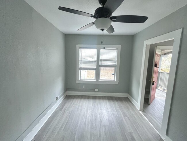 Building Photo - 217 Lotus St