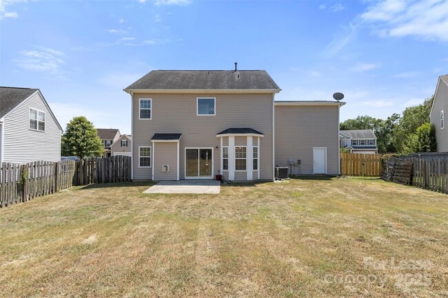 Building Photo - 16061 Stuarts Draft Ct