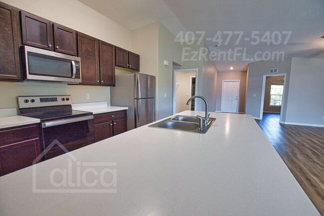 Building Photo - 2905 3rd St SW