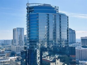 Building Photo - 111 E Washington St