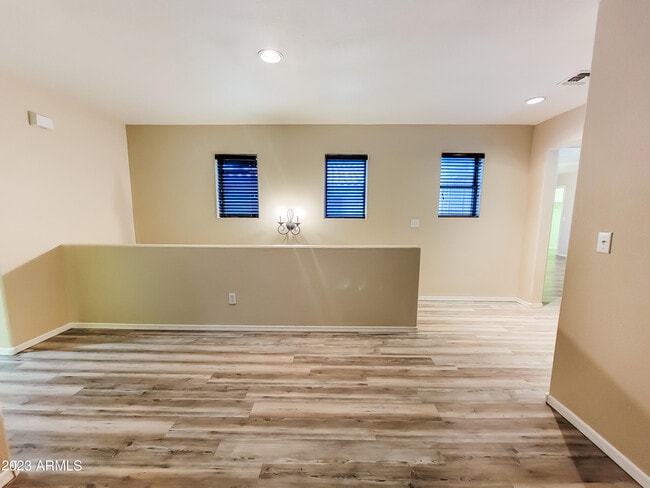 Building Photo - 18513 W Mariposa Dr