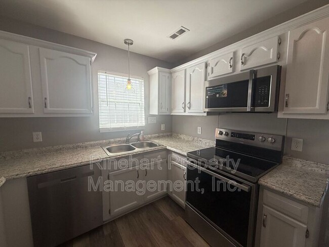 Building Photo - 1022 Cherry Meadow Ln