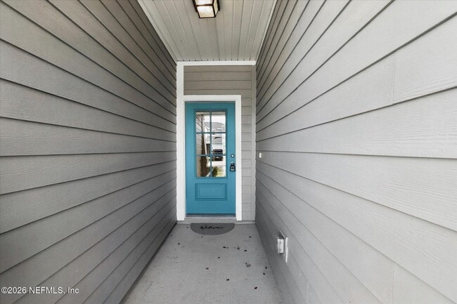 Building Photo - 698 Cherry Elm Dr