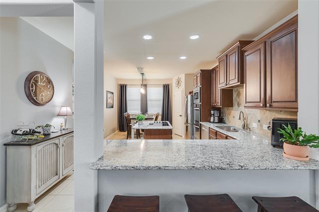 Building Photo - 15121 Seventeen Lakes Blvd