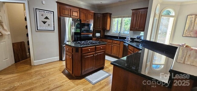 Building Photo - 5523 Challis View Ln