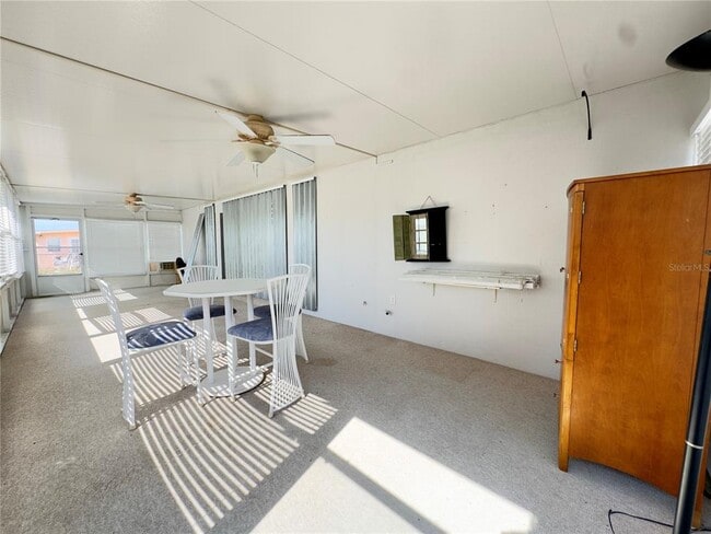 Building Photo - 13543 Longwood Ave