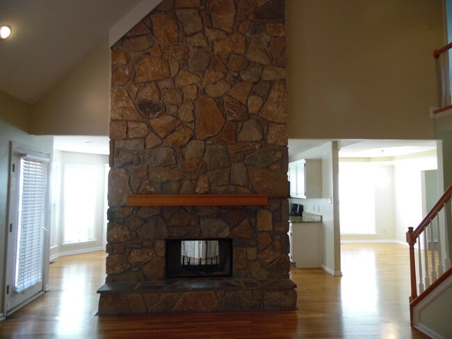 Building Photo - 3705 Ansley Ct