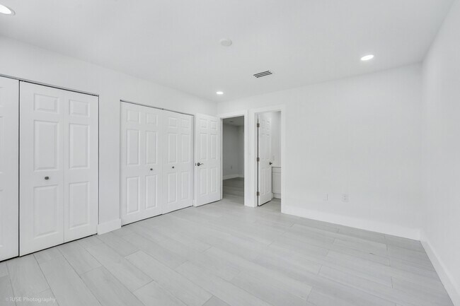 Building Photo - 3625 W 13th Ave