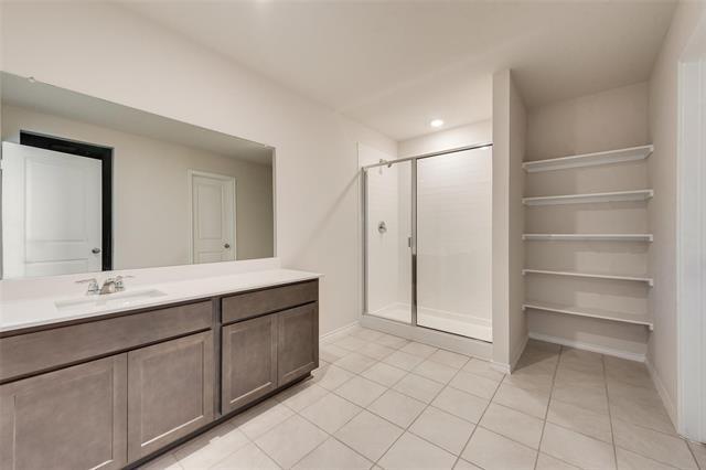 Building Photo - 4016 Huntington Dr