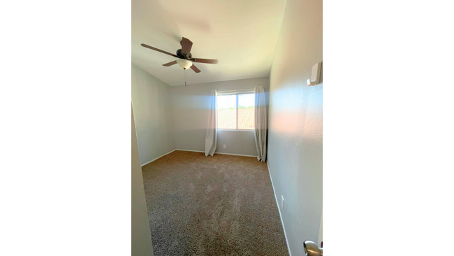 Building Photo - Temecula Pool Home - 4 Bed | 2.5 Bath