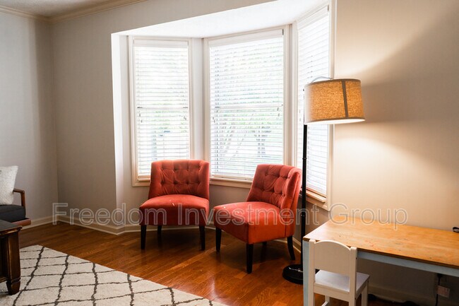 Building Photo - 1000 Harbour Shore Dr