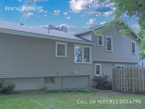 Building Photo - 1835 S Abbey Cir