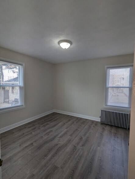 Building Photo - 47 Cumerford St