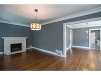 Building Photo - 5919 Kenwood Ave