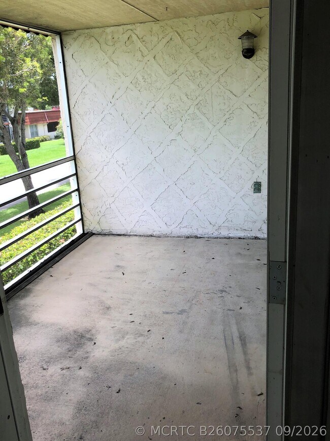 Building Photo - 12011 Poinciana Blvd