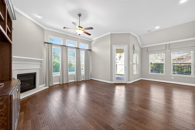 Building Photo - 14 S Sawbridge Cir