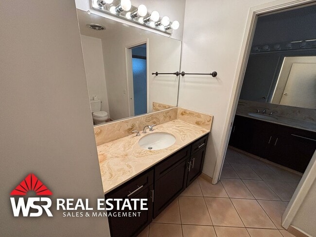 Building Photo - Home for rent in Canyon Crest!