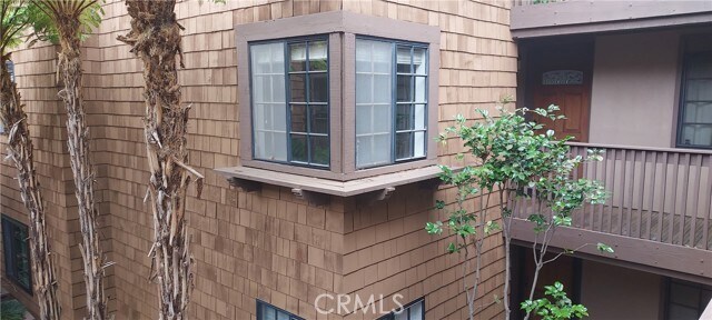 Building Photo - 8860 Villa La Jolla Dr
