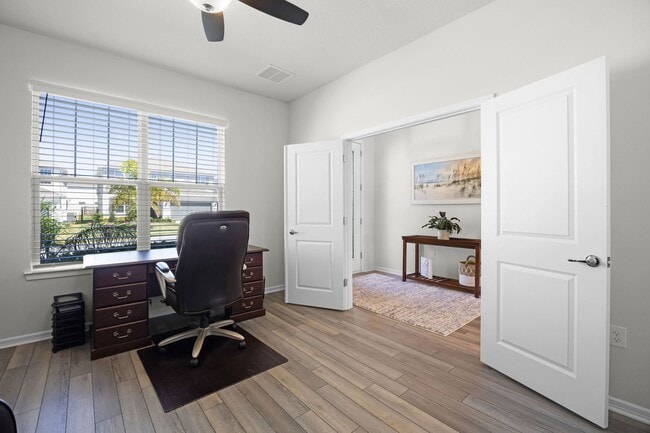 Building Photo - Luxury Living for Lease – 5BR Home with Of...