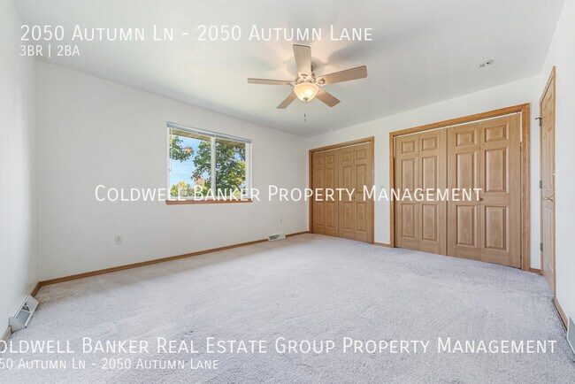 Building Photo - 2050 Autumn Ln