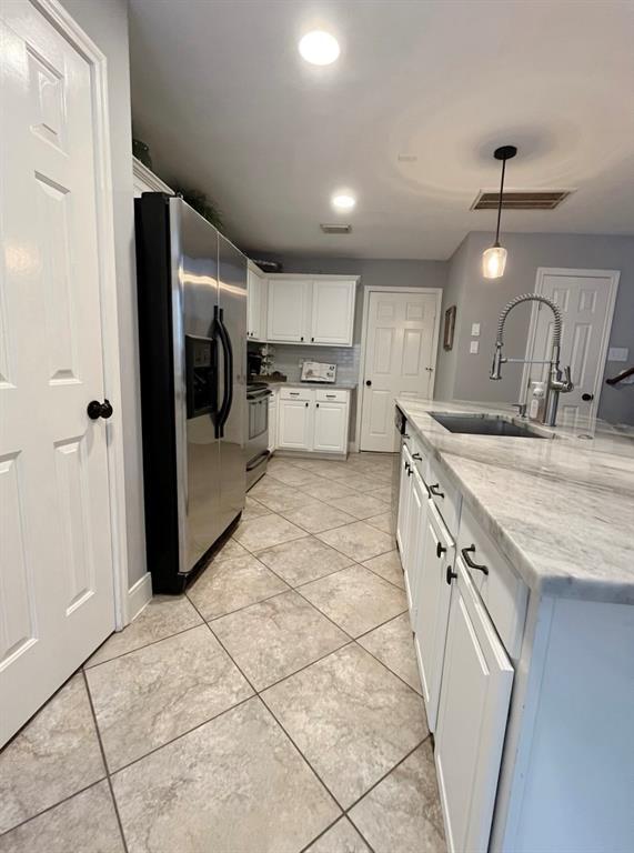 Building Photo - 174 S Walden Elms Cir