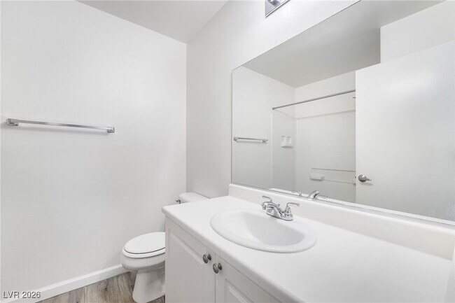 Building Photo - 8715 Tomnitz Ave