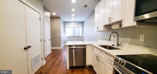 Building Photo - 3110 Georgia Ave NW