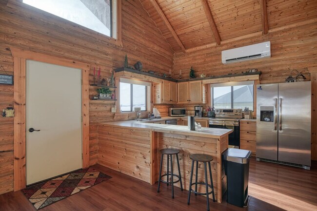 Building Photo - 5406 Henrys Lake Rd