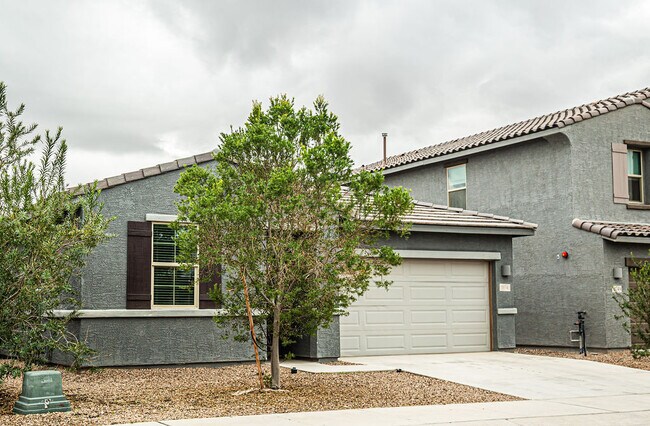 Building Photo - 10741 W Harrigan Dr